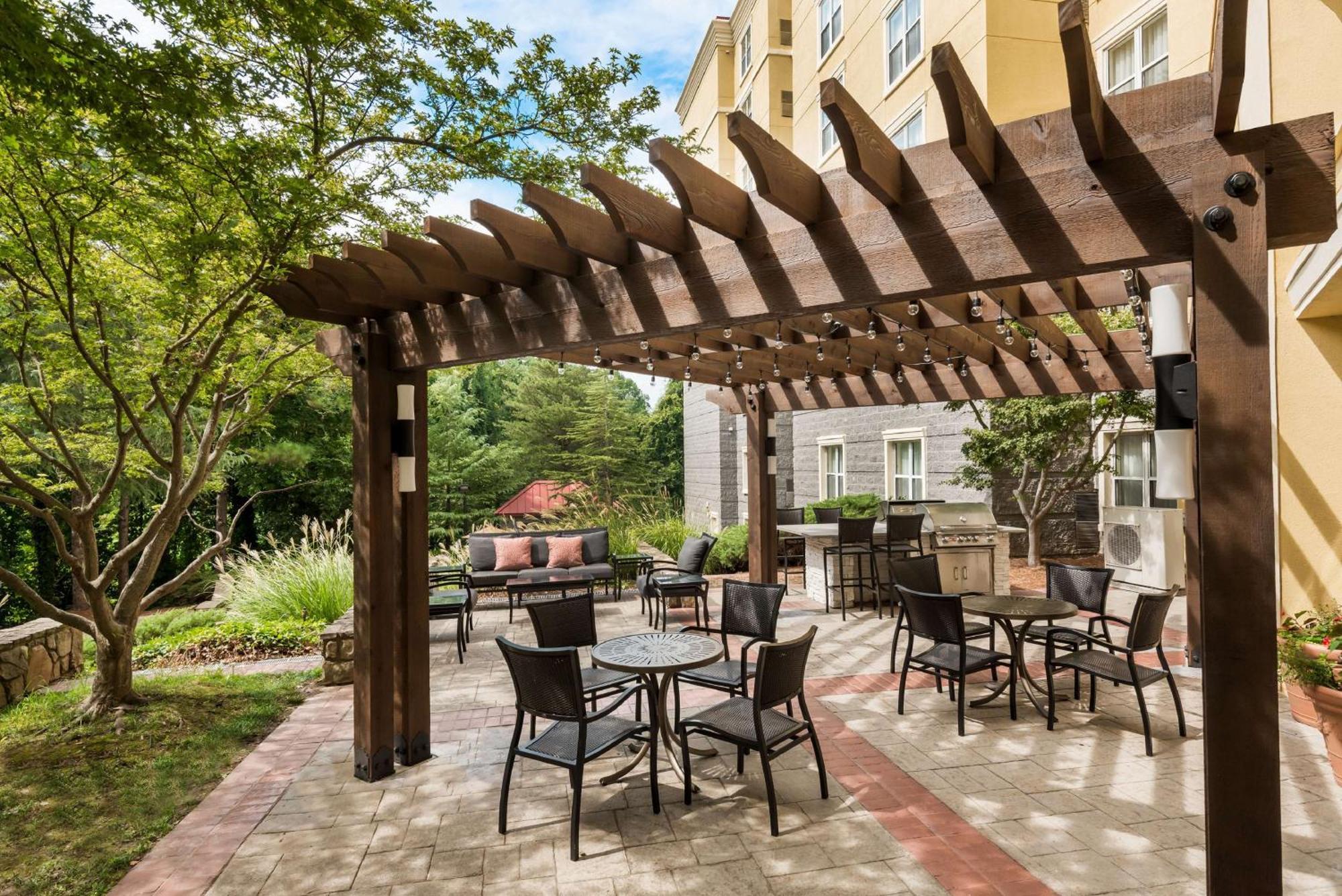 Homewood Suites By Hilton Raleigh/Crabtree Valley Zewnętrze zdjęcie