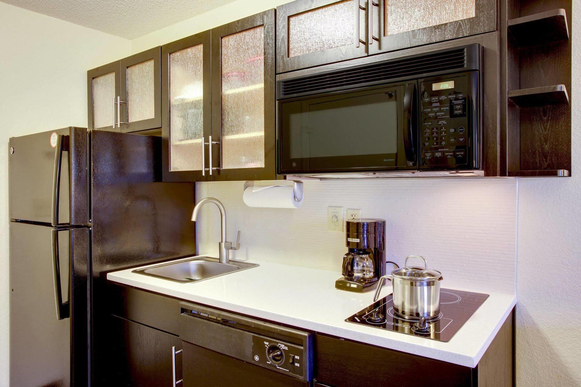 Homewood Suites By Hilton Raleigh/Crabtree Valley Zewnętrze zdjęcie