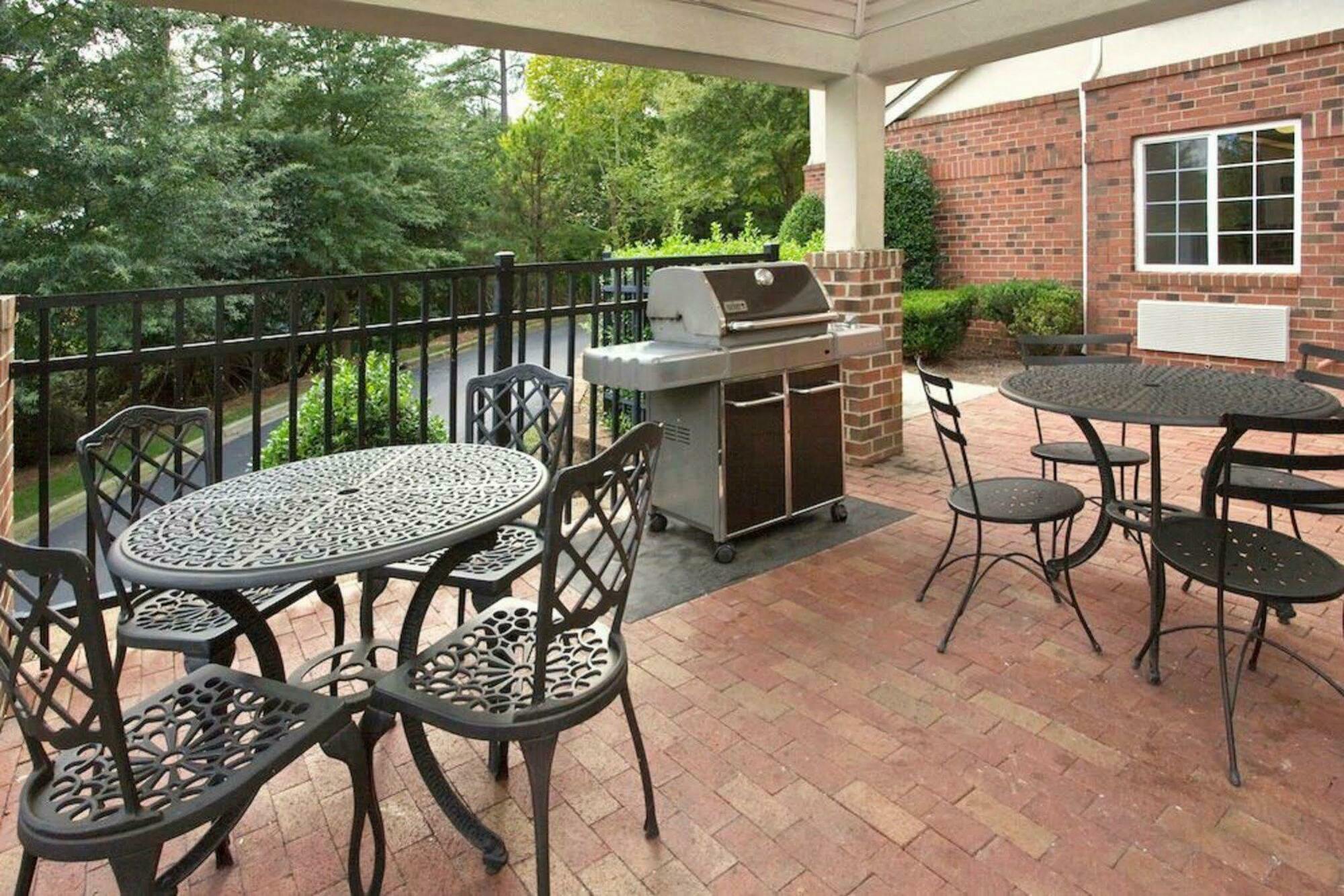 Homewood Suites By Hilton Raleigh/Crabtree Valley Zewnętrze zdjęcie
